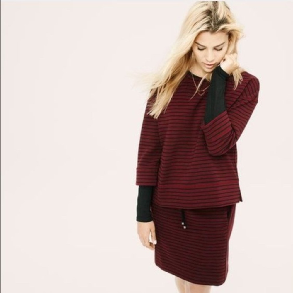 Like New Lou & Grey Sweater Top XS